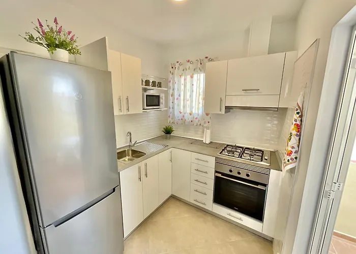 F&m Familiar * לה לגונה